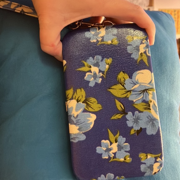 Phone case/card Wristlet - Picture 4 of 6